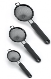 Σουρωτήρι Πλαστικό FUTURA σε μαύρο ή λευκό χρώμα ανάλογα τη διαθεσιμότητα.