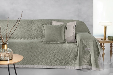 Ριχτάρι Βελούδινο Τριθέσιος 170x300εκ. Με Διακοσμητική Μαξιλαροθήκη Avalon Cement Guy Laroche