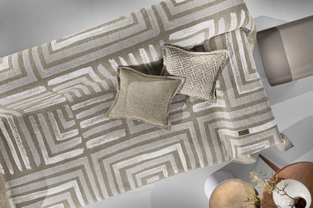 Ριχτάρι Τριθέσιος 180x300εκ. Polycotton Chenille Dali Taupe Guy Laroche